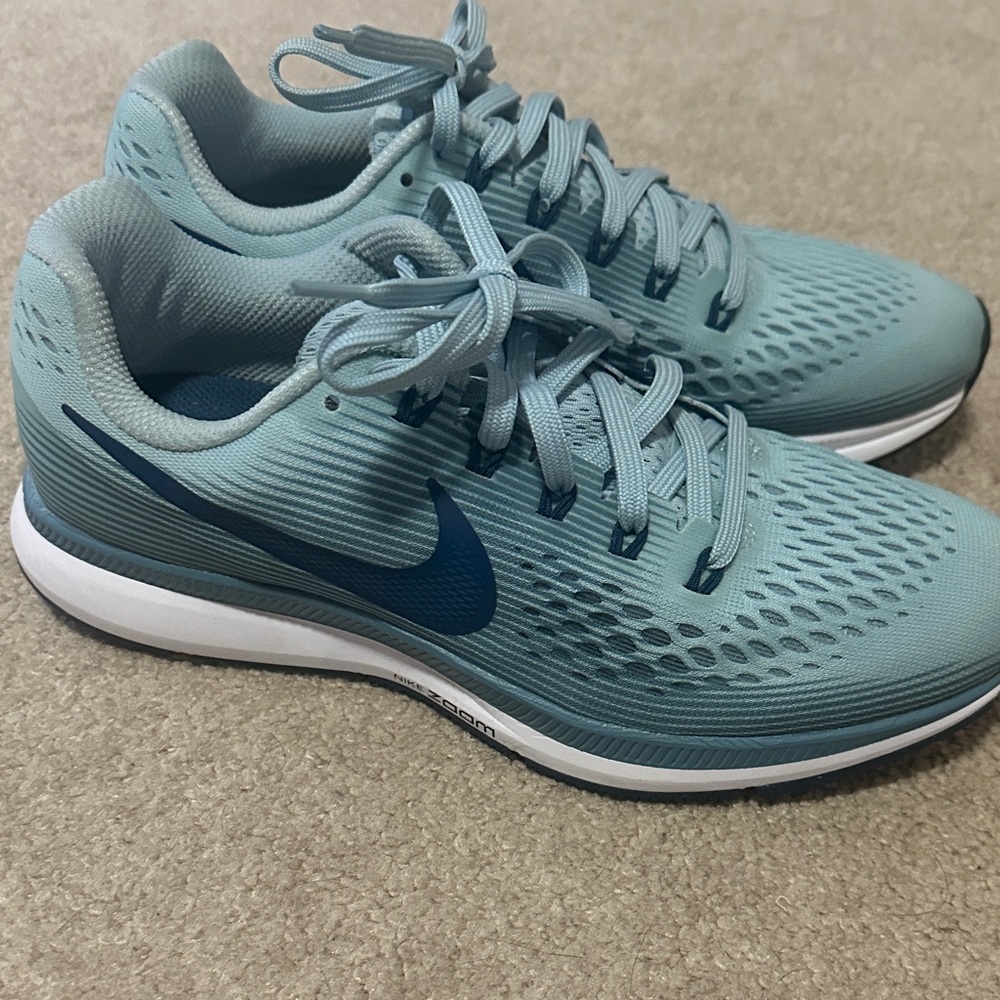 Nike Womens Air Zoom Pegasus 34 880560-408 Blue Running Shoes Size 8.5 New
